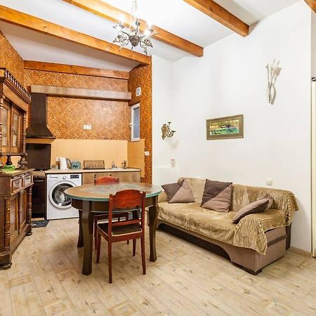 Art House Petunia Apartment Tbilisi Exterior foto