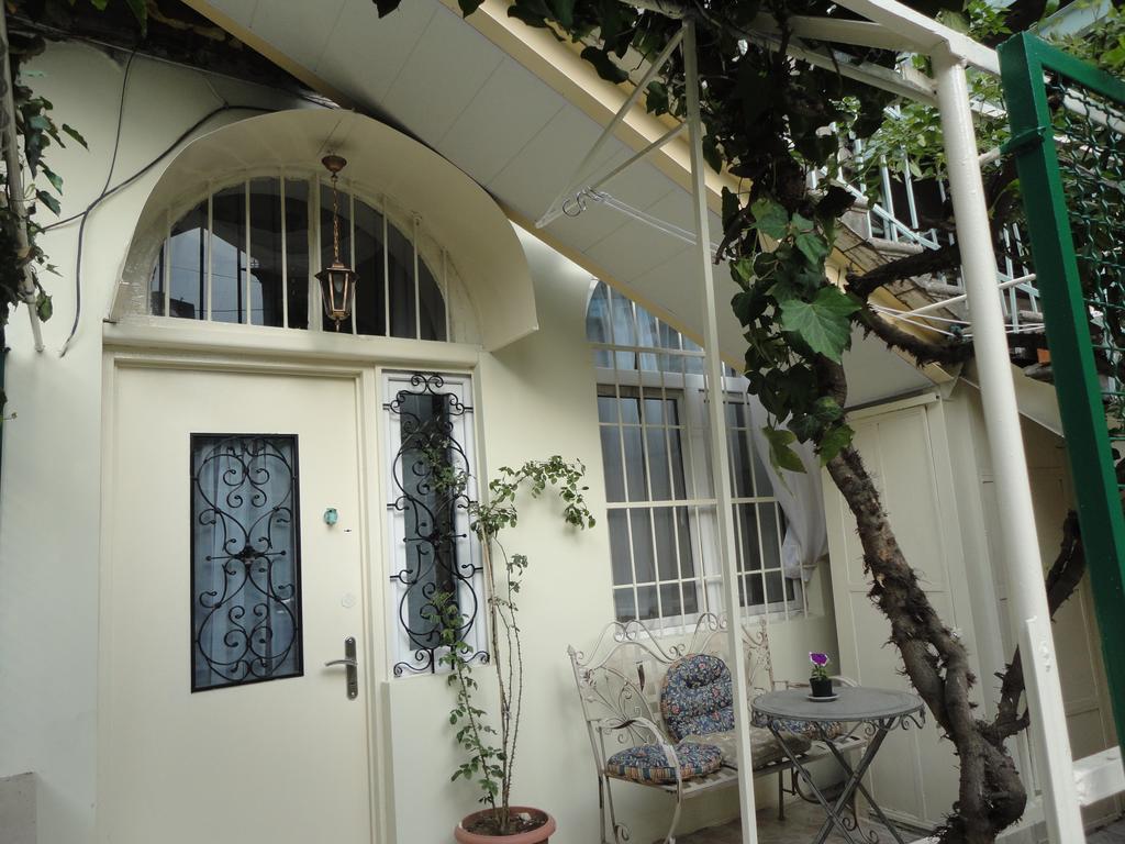 Art House Petunia Apartment Tbilisi Exterior foto