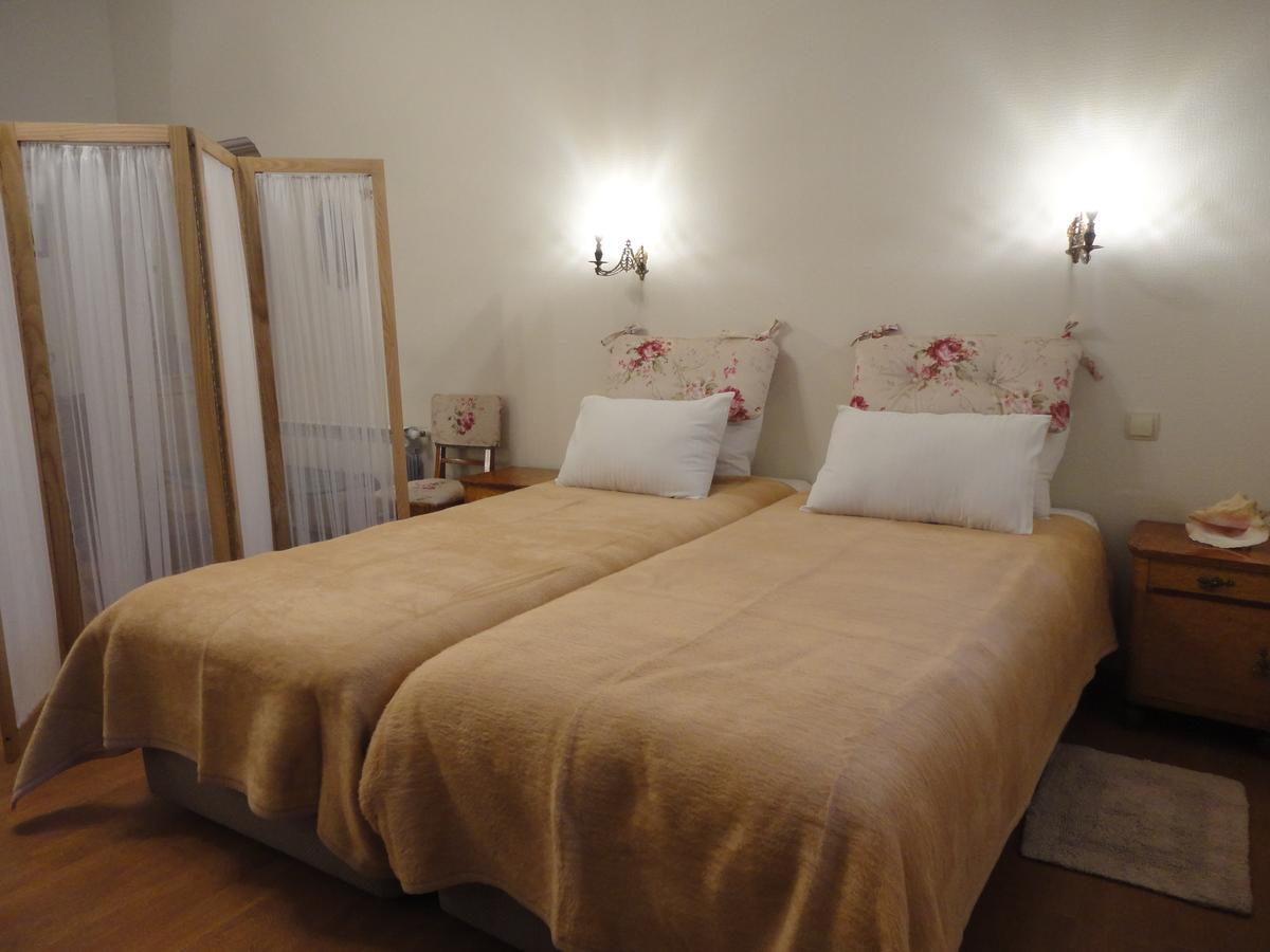 Art House Petunia Apartment Tbilisi Exterior foto