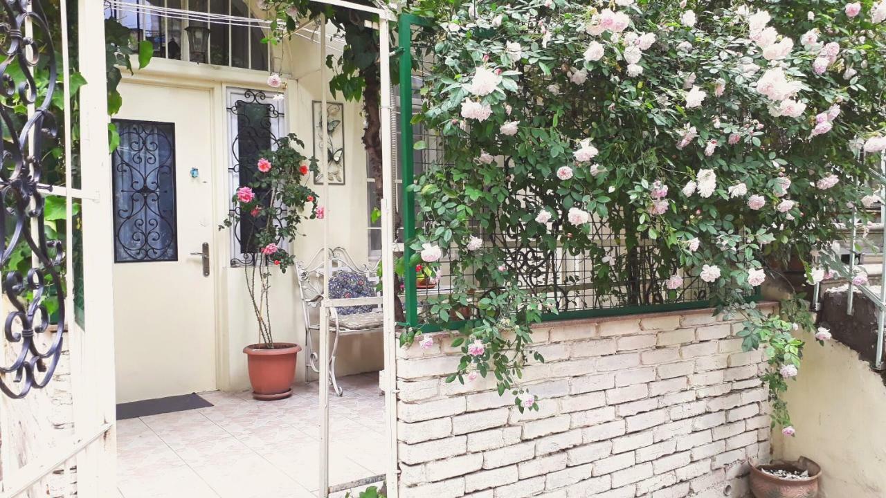 Art House Petunia Apartment Tbilisi Exterior foto